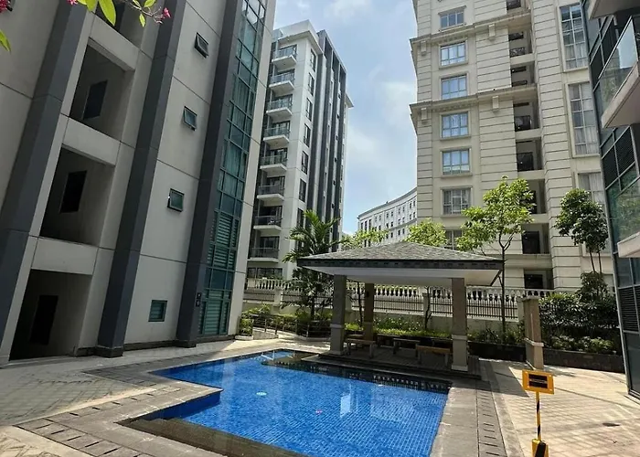 Kyedenz Unit -two Palm Tree Newport Naia T3